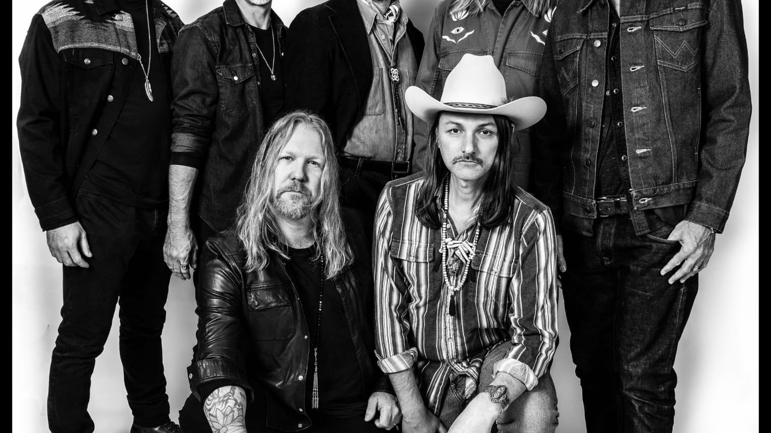 Justin - Silk Scarves And The Allman Betts Band