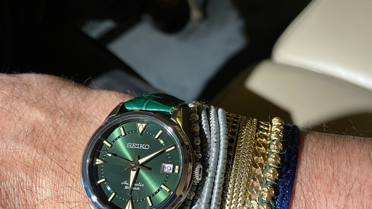 The Seiko Alpinist Review - I Took It Into A Proper Blizzard And It Was Fantastic