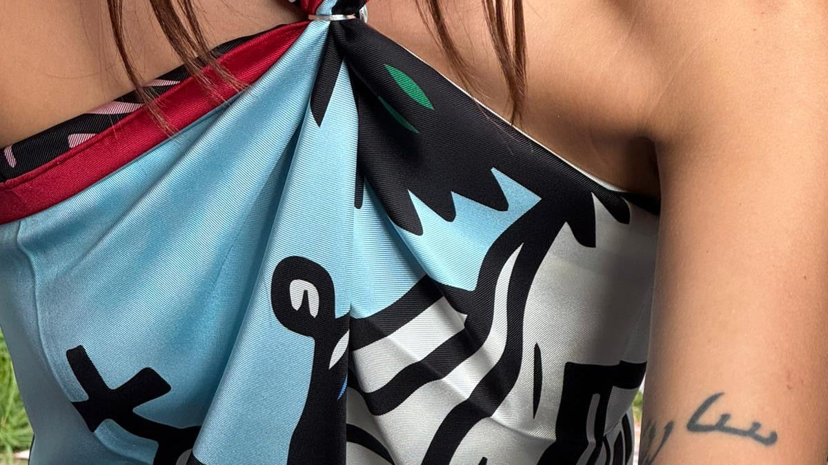 Women In Silk Scarves = Extra Chic