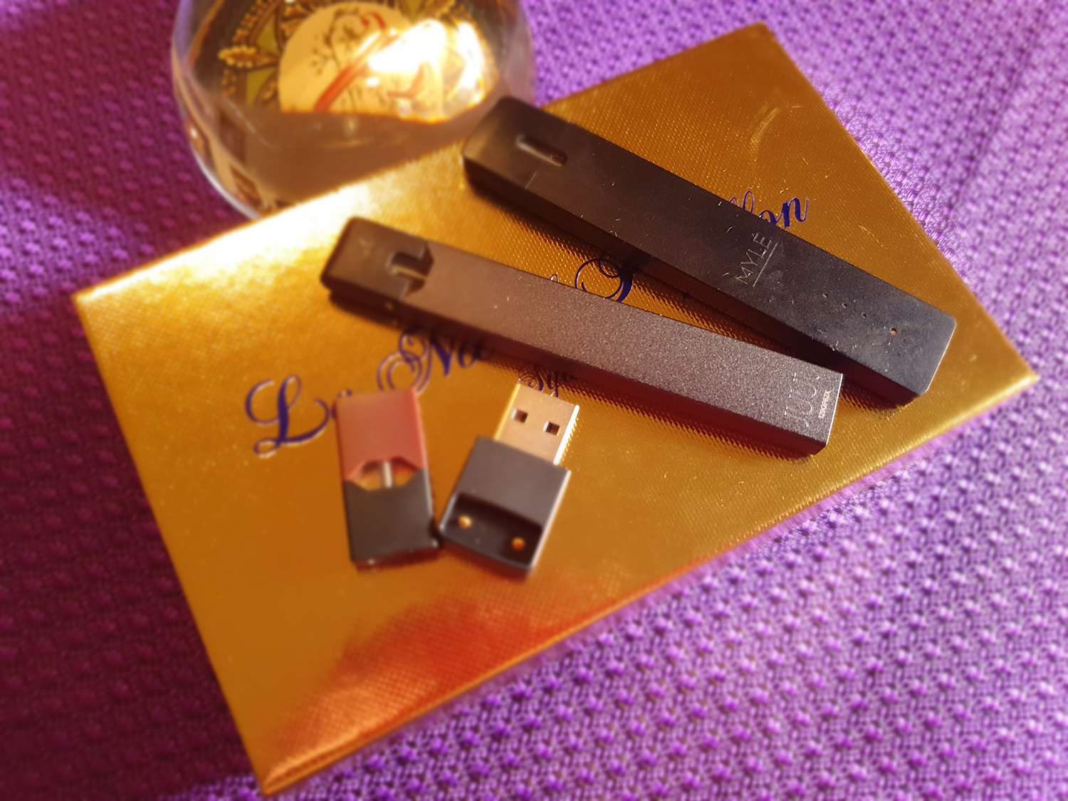 Myle Vs Juul And How These Vapes Normalised A Traditionally Bad Habit
